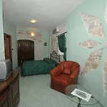 Palace Derossi 3*