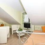 Palace Derossi לינה וארוחת בוקר 3*