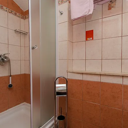 Palace Derossi Bed & Breakfast 3*