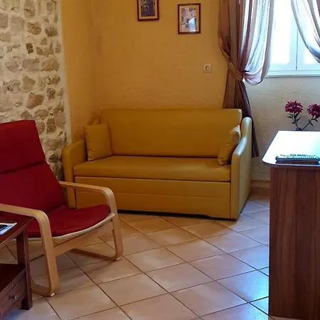 Bed & Breakfast Palace Derossi 3*
