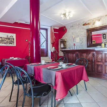 Palace Derossi Bed & Breakfast Trogir