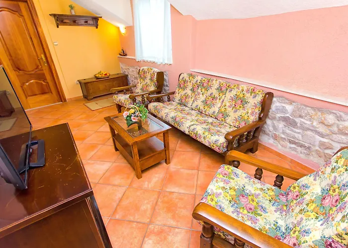 Palace Derossi Couette-café 3*